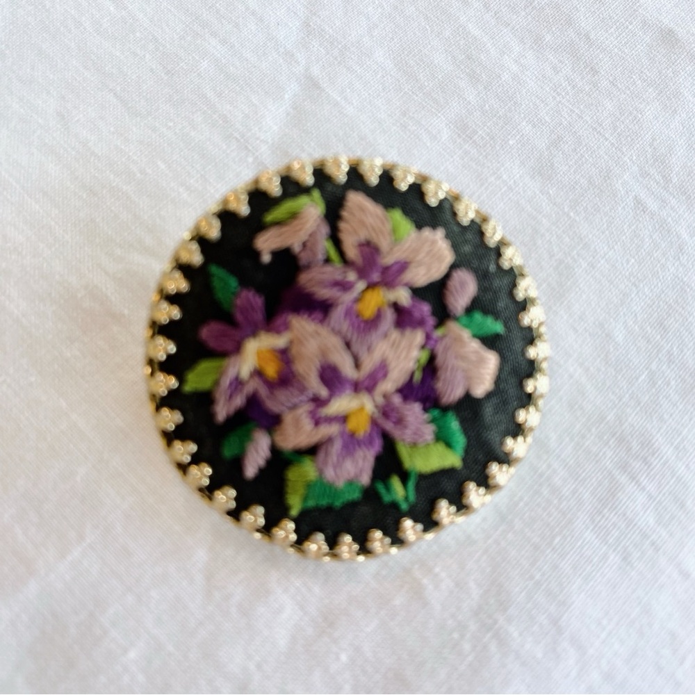 Vintage Purple Pansy Flowers Hand Sewn Embroidered Needle Point Brooch Pin